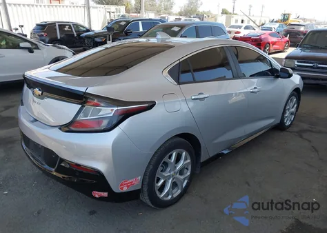 2018 Chevrolet Volt Premier z USA, uszkodzony, nr VIN 1G1RD6S54JU136321